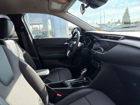 Used 2023 Buick Encore GX Select w/ Safety Package II AWD/4WD image 28