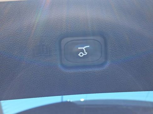 Certified 2022 Lincoln Nautilus Reserve w/ Equipment Group 201A image 30