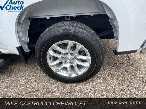 Used 2023 Chevrolet Silverado 1500 LT AWD/4WD image 5