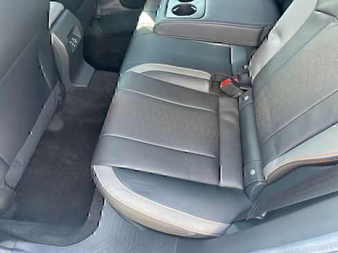 New 2025 Subaru Crosstrek 2.5i Limited w/ Popular Package #3A image 7