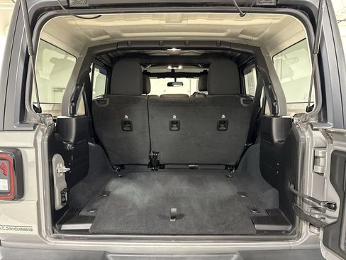 Used 2022 Jeep Wrangler Unlimited Sport AWD/4WD image 23
