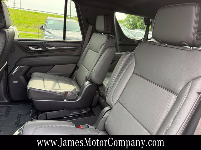 Used 2024 GMC Yukon Denali AWD/4WD image 16