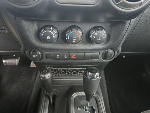 Used 2015 Jeep Wrangler Unlimited Sport image 22