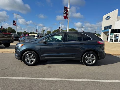 Used 2024 Ford Edge SEL w/ Convenience Package AWD/4WD image 4