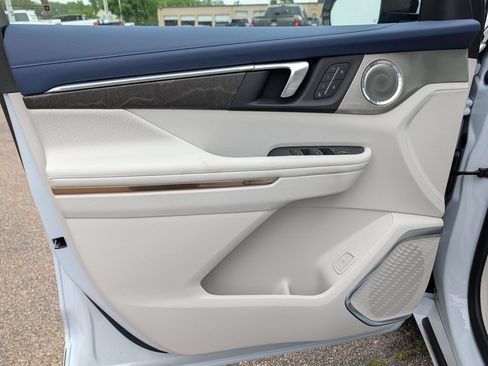 New 2026 Buick Enclave Avenir w/ Super Cruise Package AWD/4WD image 42