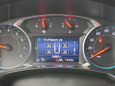 Used 2020 Chevrolet Equinox LT FWD image 18