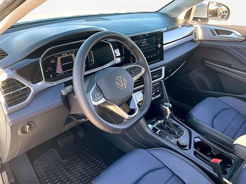 Used 2025 Volkswagen Taos SEL image 13