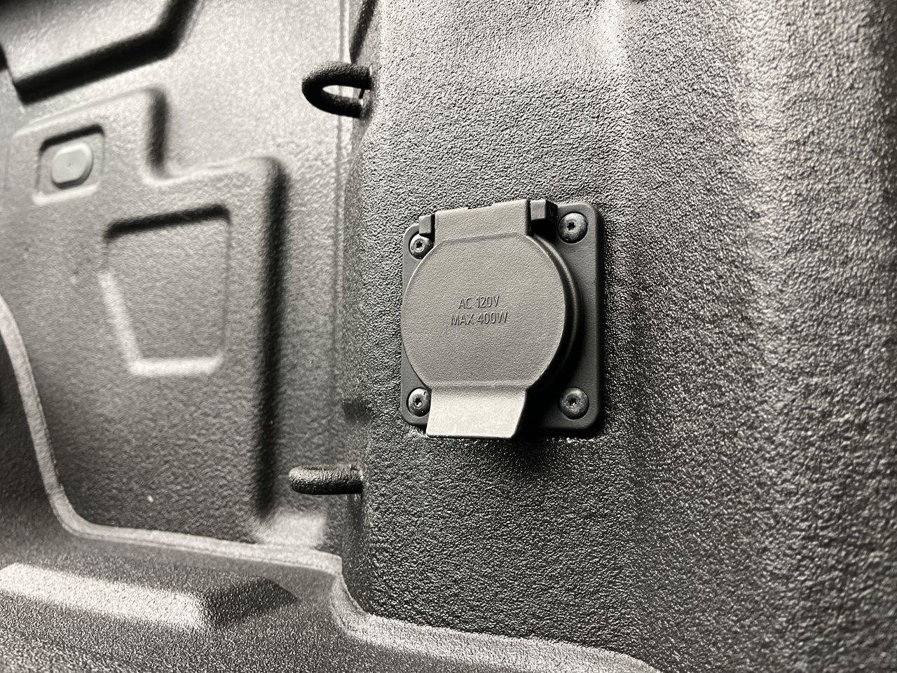 Certified 2025 GMC Sierra 1500 AT4 w/ Technology Package AWD/4WD image 35