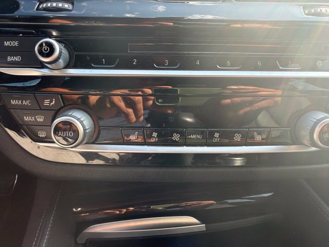 Used 2018 BMW 540i xDrive w/ M Sport Package AWD/4WD image 55