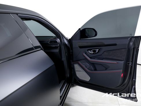 Used 2024 Lamborghini Urus S image 26