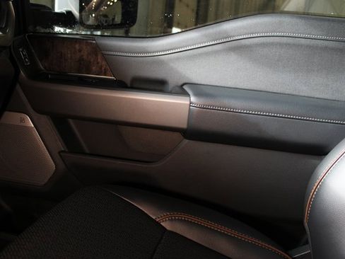 Used 2025 Ford F350 Lariat w/ Lariat Ultimate Package image 30