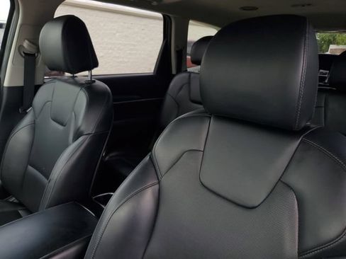 Used 2022 Kia Telluride S AWD/4WD image 18
