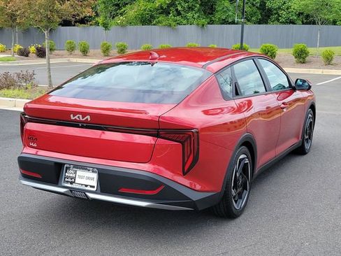 Used 2025 Kia K4 EX FWD image 3