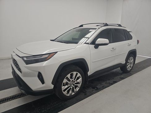 Used 2025 Toyota RAV4 Limited FWD image 1