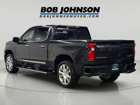 Certified 2022 Chevrolet Silverado 1500 High Country w/ High Country Premium Package image 8