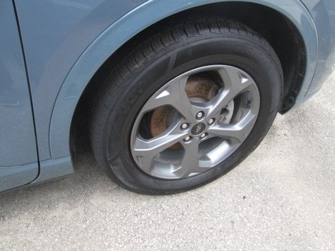 Used 2024 Ford Escape ST-Line w/ Tech Pack #1 AWD/4WD image 8