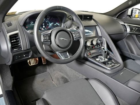 Used 2024 Jaguar F-TYPE R-Dynamic RWD image 21