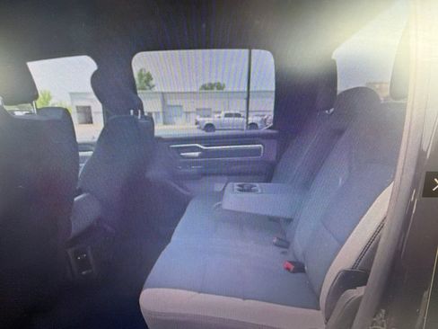 Used 2022 RAM 1500 Big Horn AWD/4WD image 12