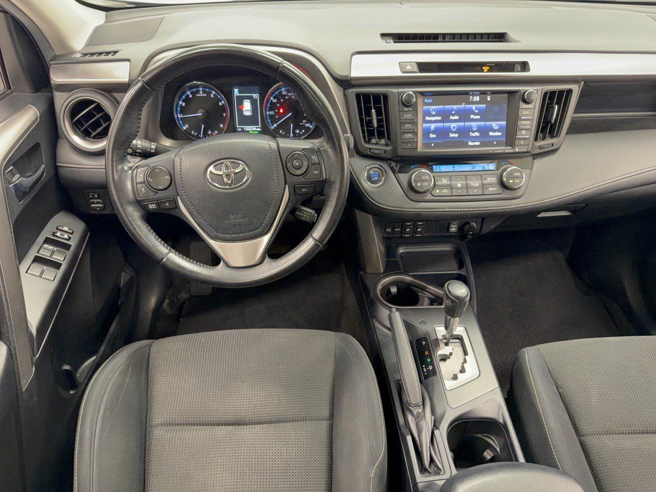 Used 2016 Toyota RAV4 XLE w/ Convenience Package AWD/4WD image 17