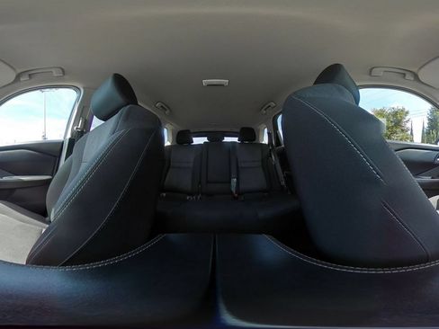 Used 2025 Nissan Rogue SV FWD image 44