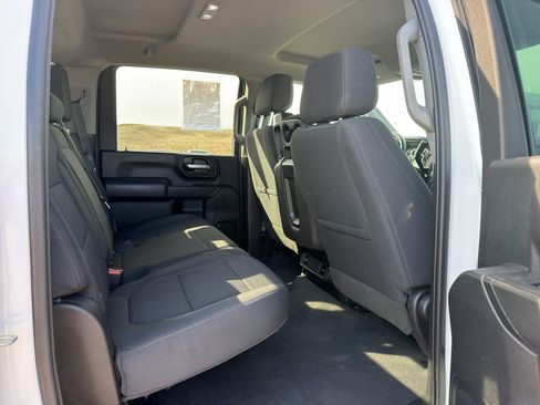 Used 2023 Chevrolet Silverado 2500 LT w/ Fleet Comfort Package AWD/4WD image 19