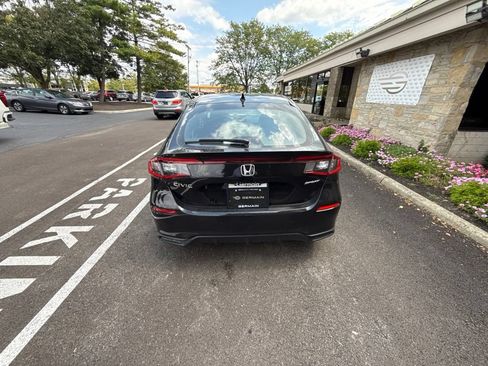 Used 2024 Honda Civic Sport image 7
