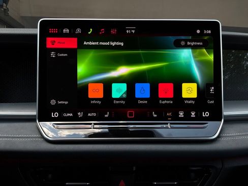Used 2026 Volkswagen Tiguan SE FWD image 30