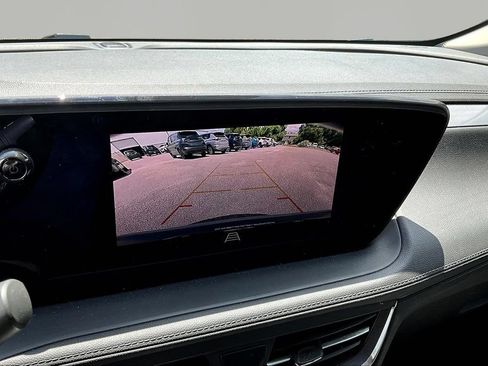 Used 2025 Buick Encore GX Preferred AWD/4WD image 15