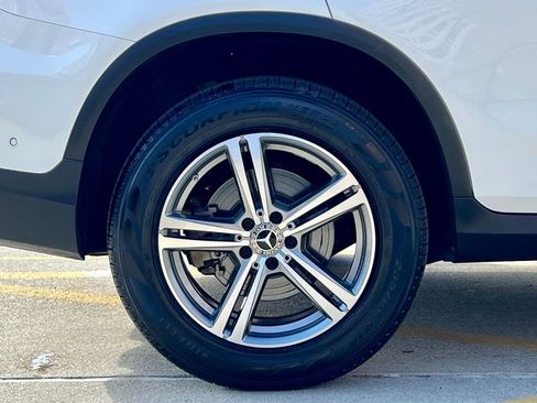 Certified 2022 Mercedes-Benz GLC 300 4MATIC image 43