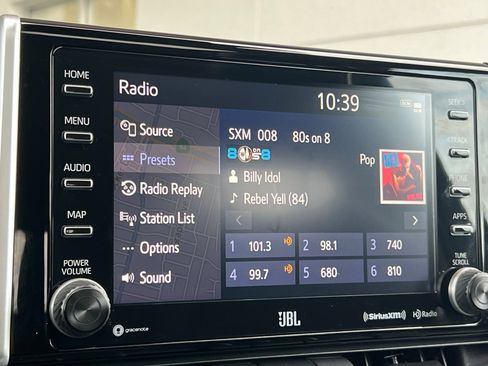 Used 2020 Toyota RAV4 Limited image 23