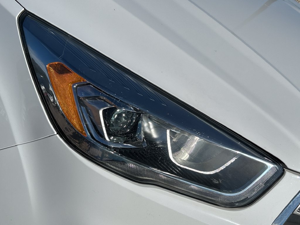 Used 2017 Ford Escape SE w/ Equipment Group 201A AWD/4WD image 22