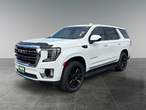 Used 2023 GMC Yukon SLT AWD/4WD image 3