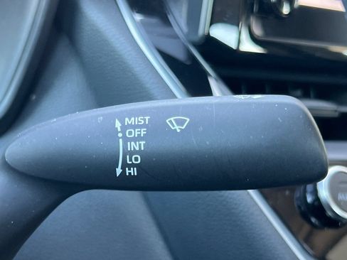 Used 2024 Toyota Corolla LE FWD image 39