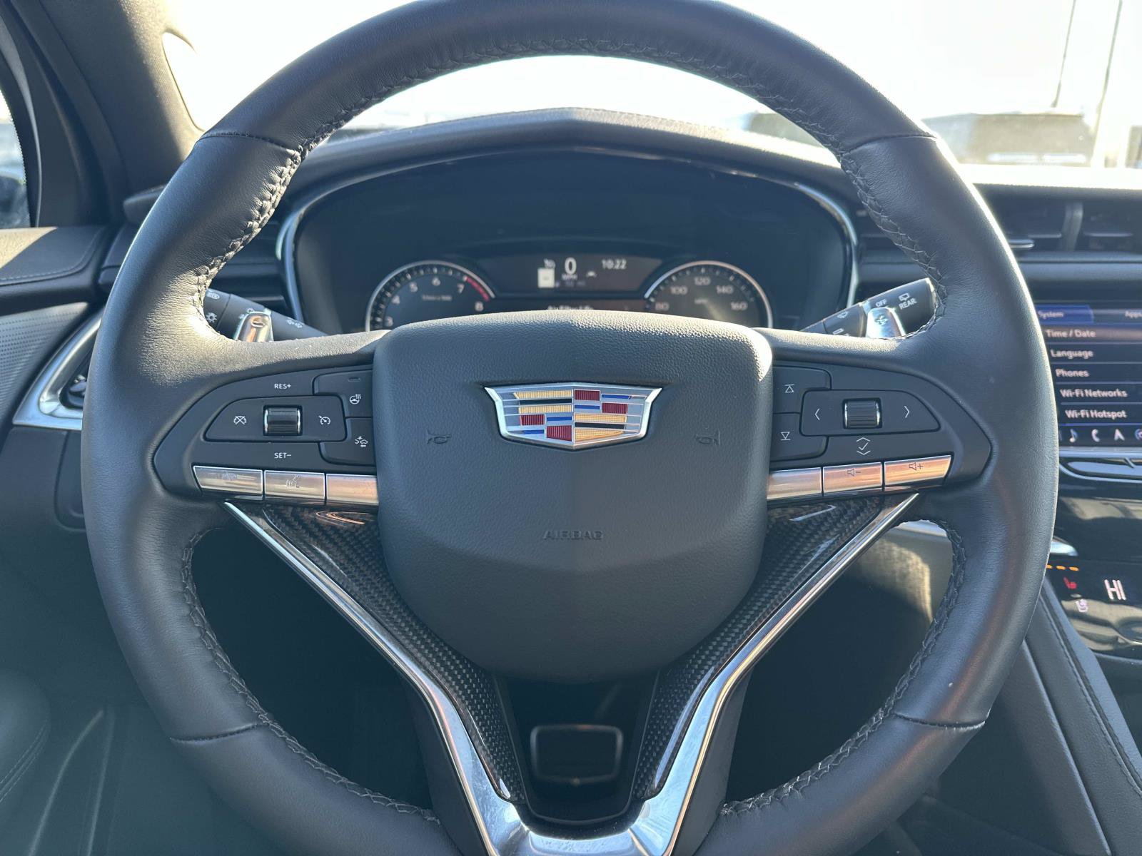Certified 2025 Cadillac XT6 Sport w/ LPO, Floor Liner Package AWD/4WD image 21