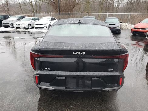 New 2025 Kia K4 GT-Line image 5
