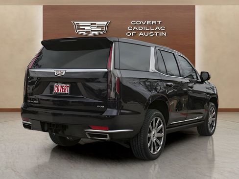 Used 2023 Cadillac Escalade Premium Luxury Platinum image 4