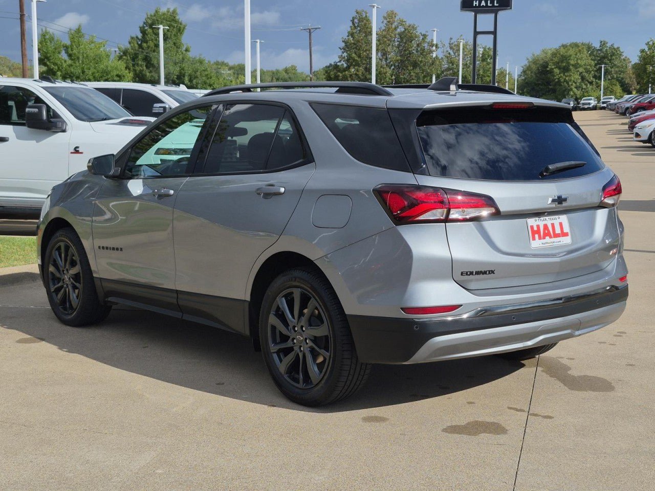 Certified 2023 Chevrolet Equinox RS FWD image 4
