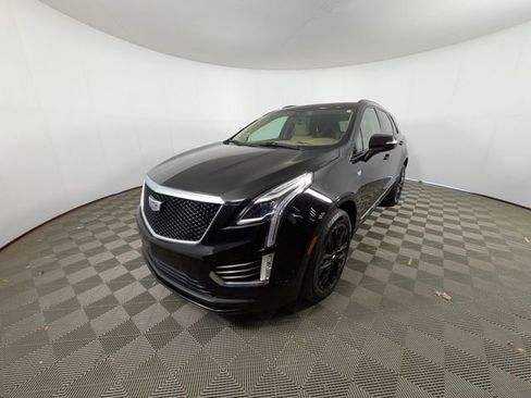 Certified 2024 Cadillac XT5 Sportv w/ Platinum Package image 29