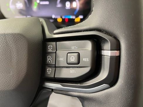 Used 2026 Jeep Cherokee Overland AWD/4WD image 22