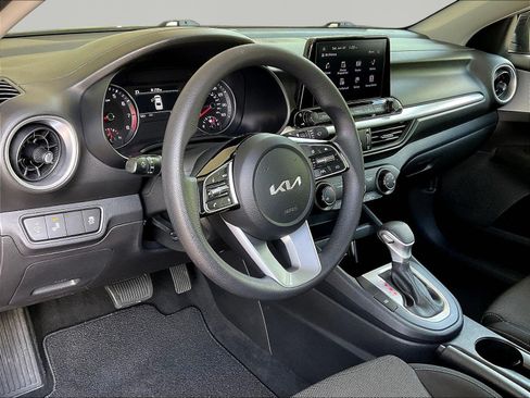 Used 2023 Kia Forte LXS w/ LXS Technology Package FWD image 15