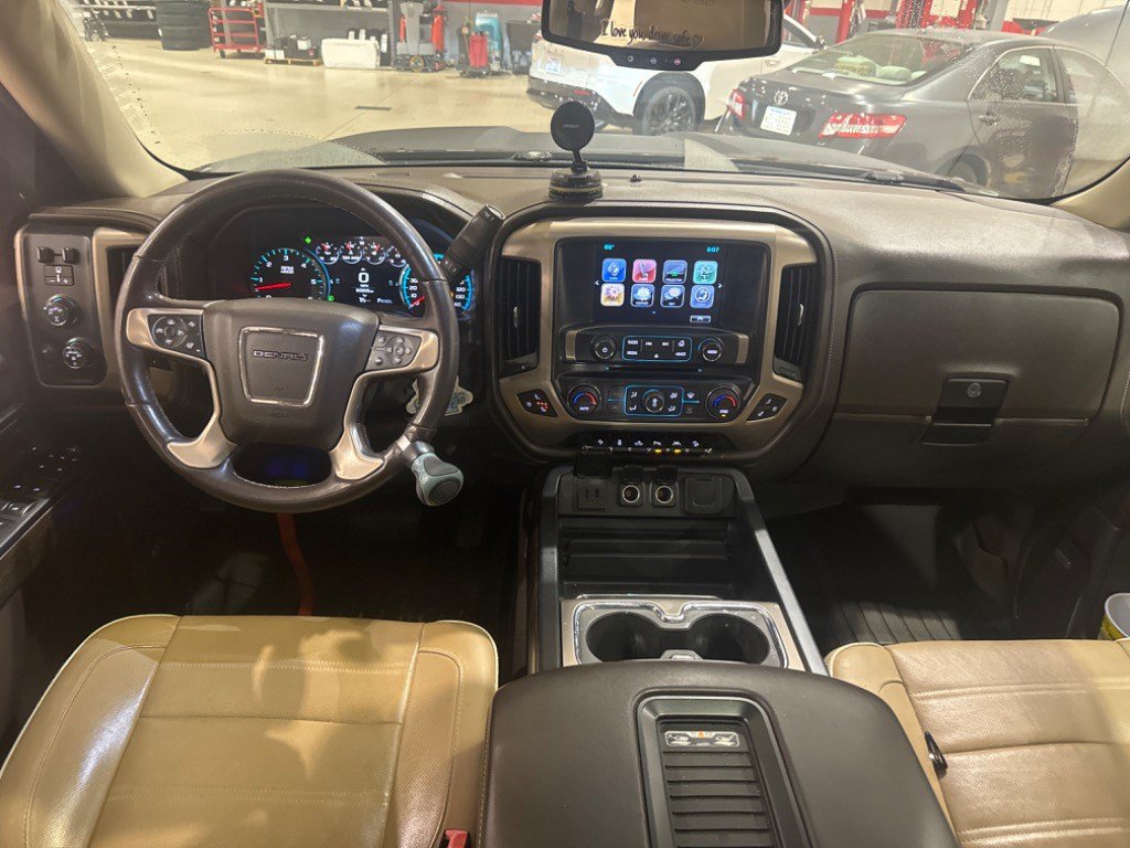 Used 2017 GMC Sierra 1500 Denali AWD/4WD image 10