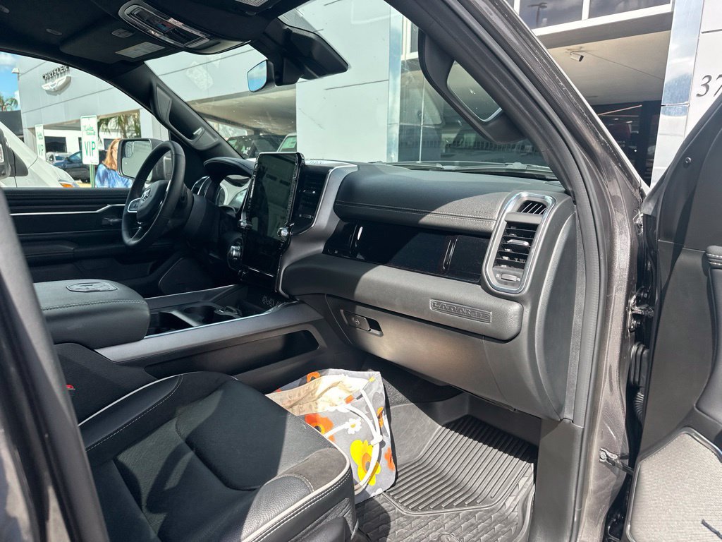 Used 2025 RAM 1500 Laramie w/ Night Edition AWD/4WD image 15