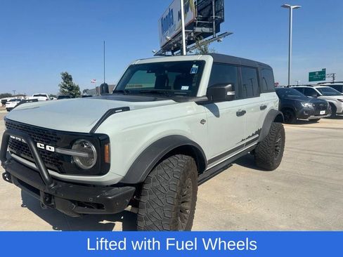 Used 2023 Ford Bronco Wildtrak AWD/4WD image 2