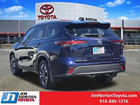 Used 2026 Toyota Highlander XLE AWD/4WD image 5