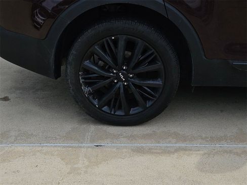 Used 2022 Kia Telluride SX image 11