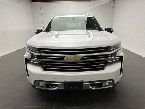 Used 2019 Chevrolet Silverado 1500 High Country w/ Z71 Off-Road Package image 4