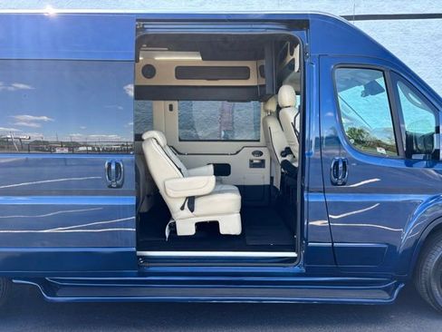 Used 2021 RAM ProMaster 2500 w/ Premium Appearance Group image 7