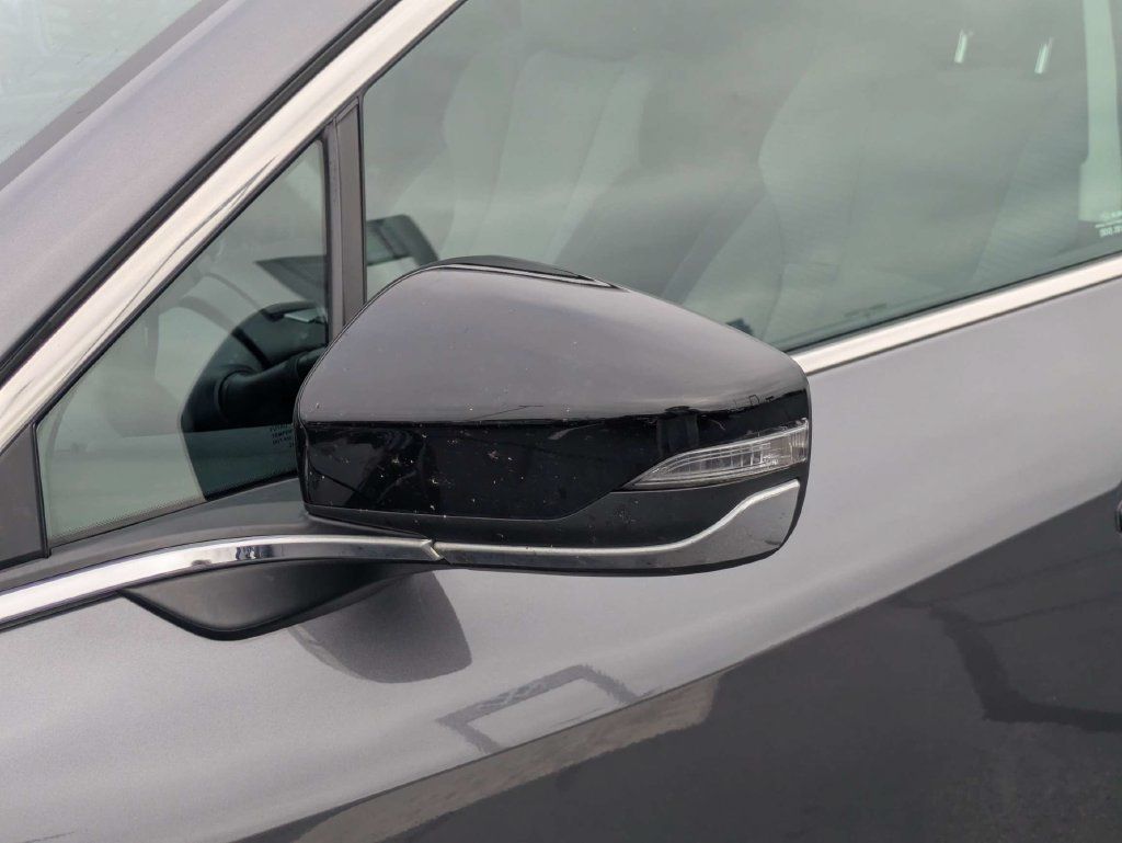 Certified 2025 Subaru Outback Premium AWD/4WD image 13