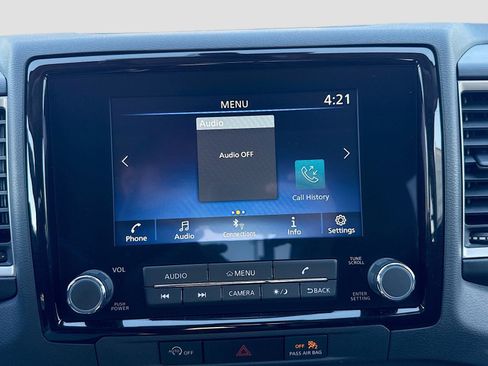 Used 2024 Nissan Frontier SL w/ Technology Package RWD image 13