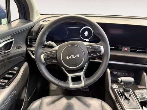 Certified 2023 Kia Sportage SX AWD/4WD image 10